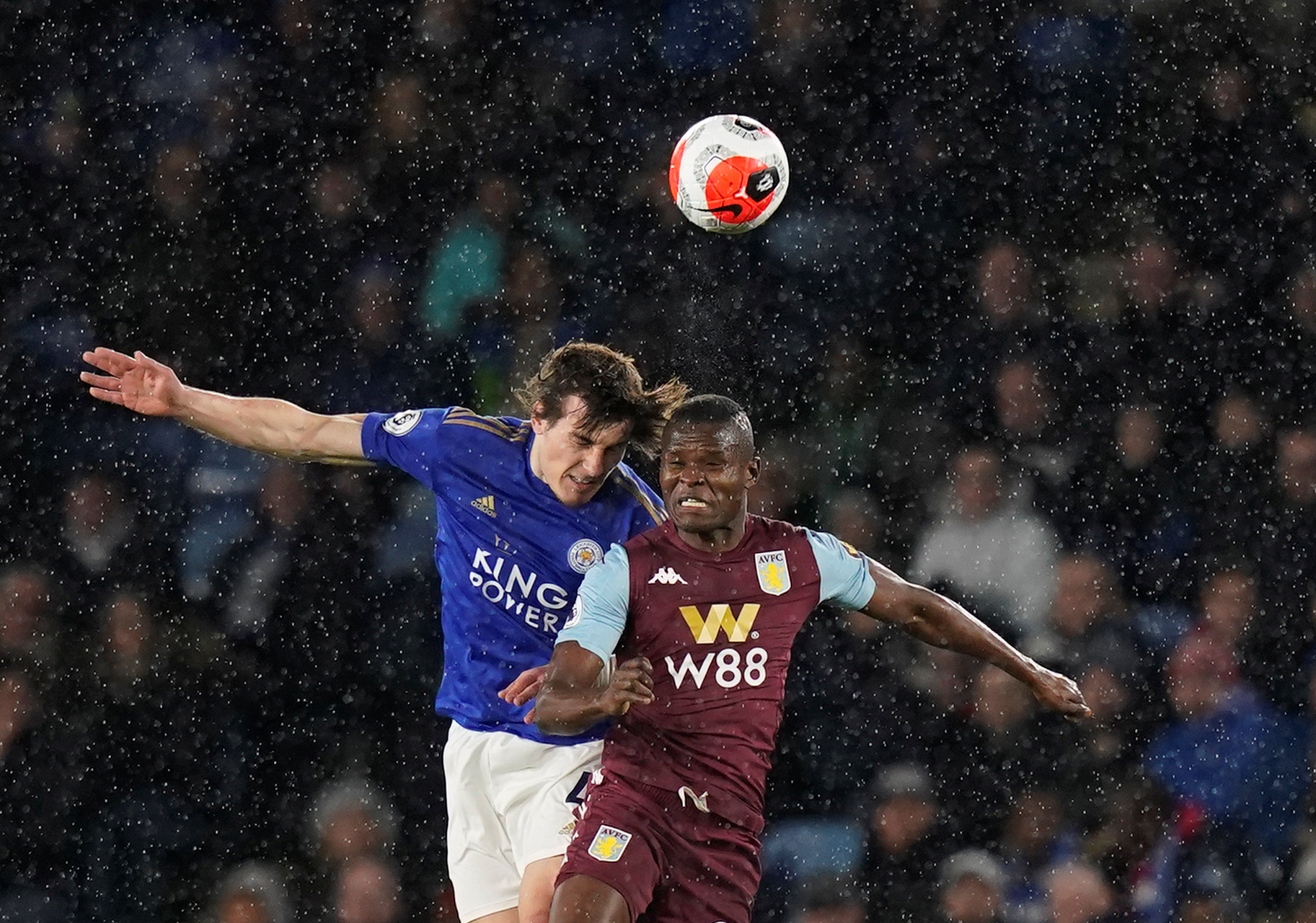 间的赛季中 间的赛季中